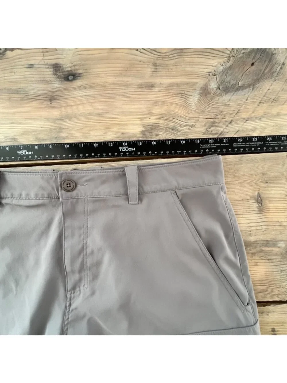 Under Armour Fish Hunter Cargo Shorts Mens 40 Gray Loose Fit Water Repellent
